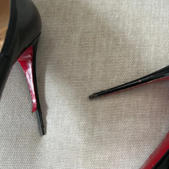 Louboutin Prive Open toe pump well worn - Picture 4 of 6